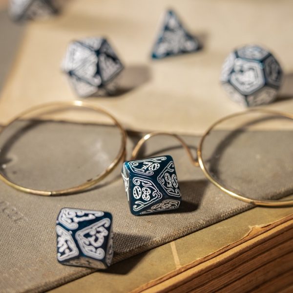 Call of Cthulhu Abyssal & white Dice Set Call of Cthulhu Abyssal & white Dice Set